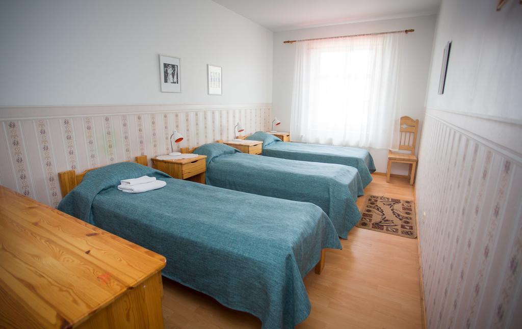 Katariina Guesthouse รักเวเร ภายนอก รูปภาพ