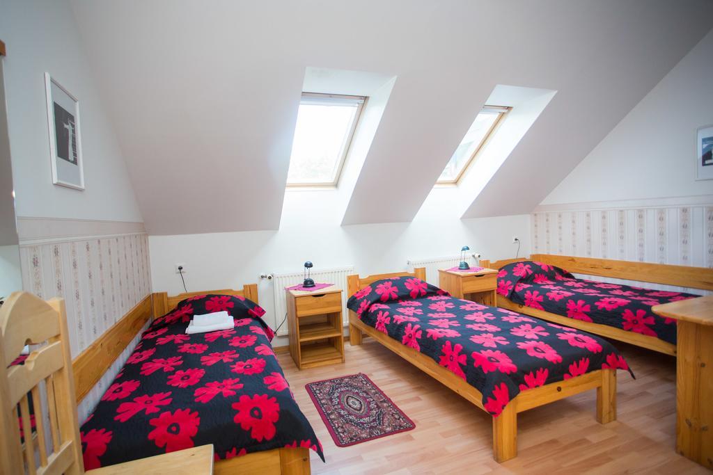 Katariina Guesthouse รักเวเร ภายนอก รูปภาพ