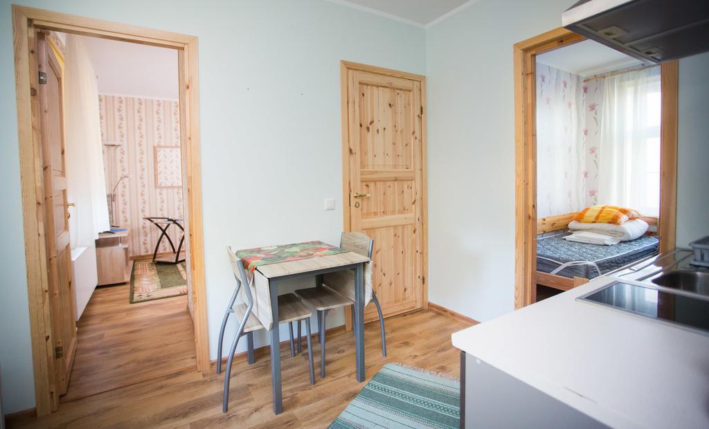 Katariina Guesthouse รักเวเร ภายนอก รูปภาพ