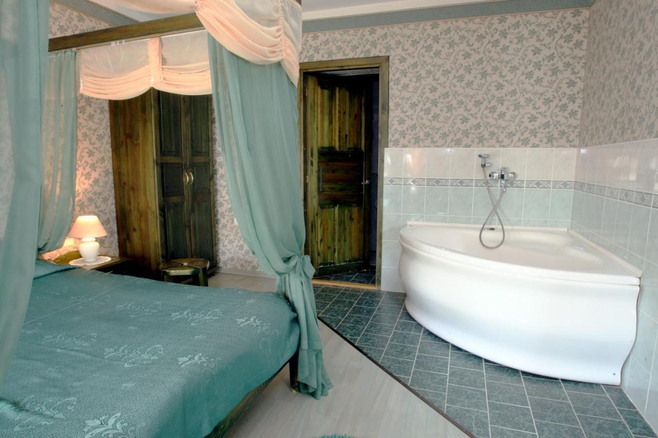 Katariina Guesthouse รักเวเร ภายนอก รูปภาพ